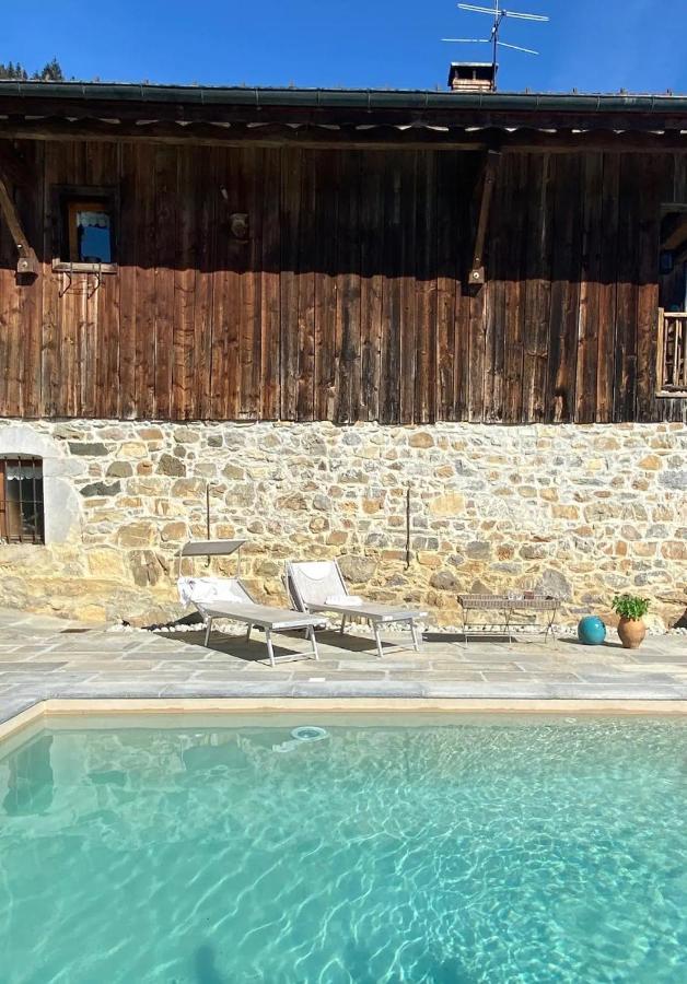 דירות Saint-Sigismond  La Ferme Des Cousines מראה חיצוני תמונה